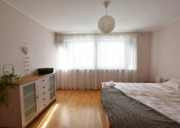 Lovely & Spacious With Sauna Apartament *